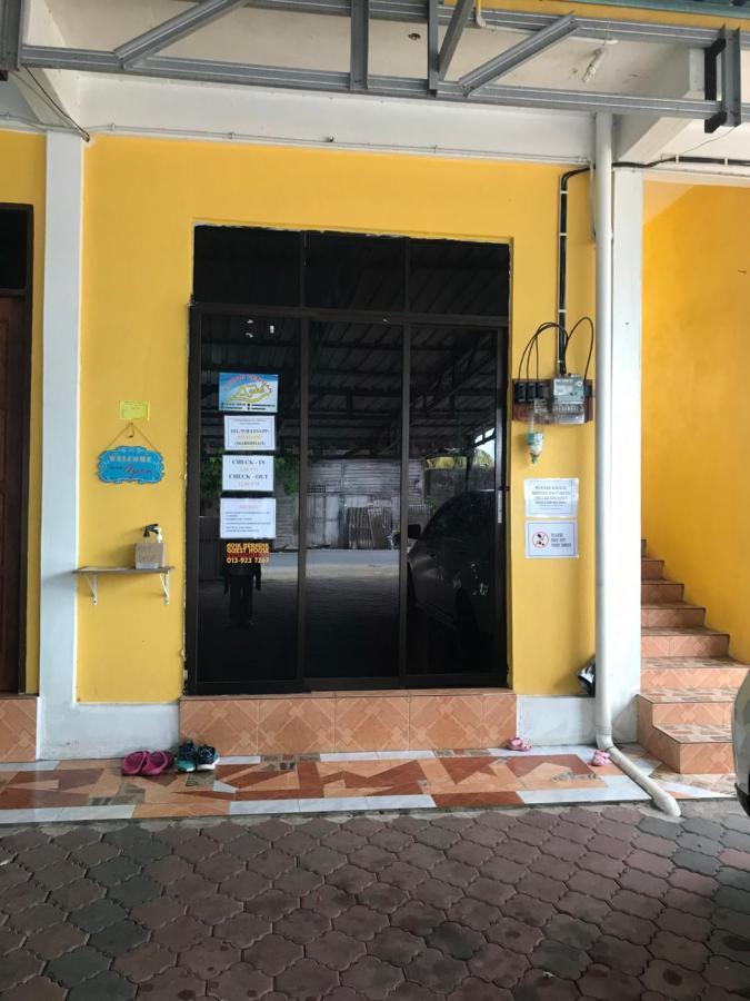 Rumah Hentian Ayah Kampung Kuala Besut Eksteriør billede