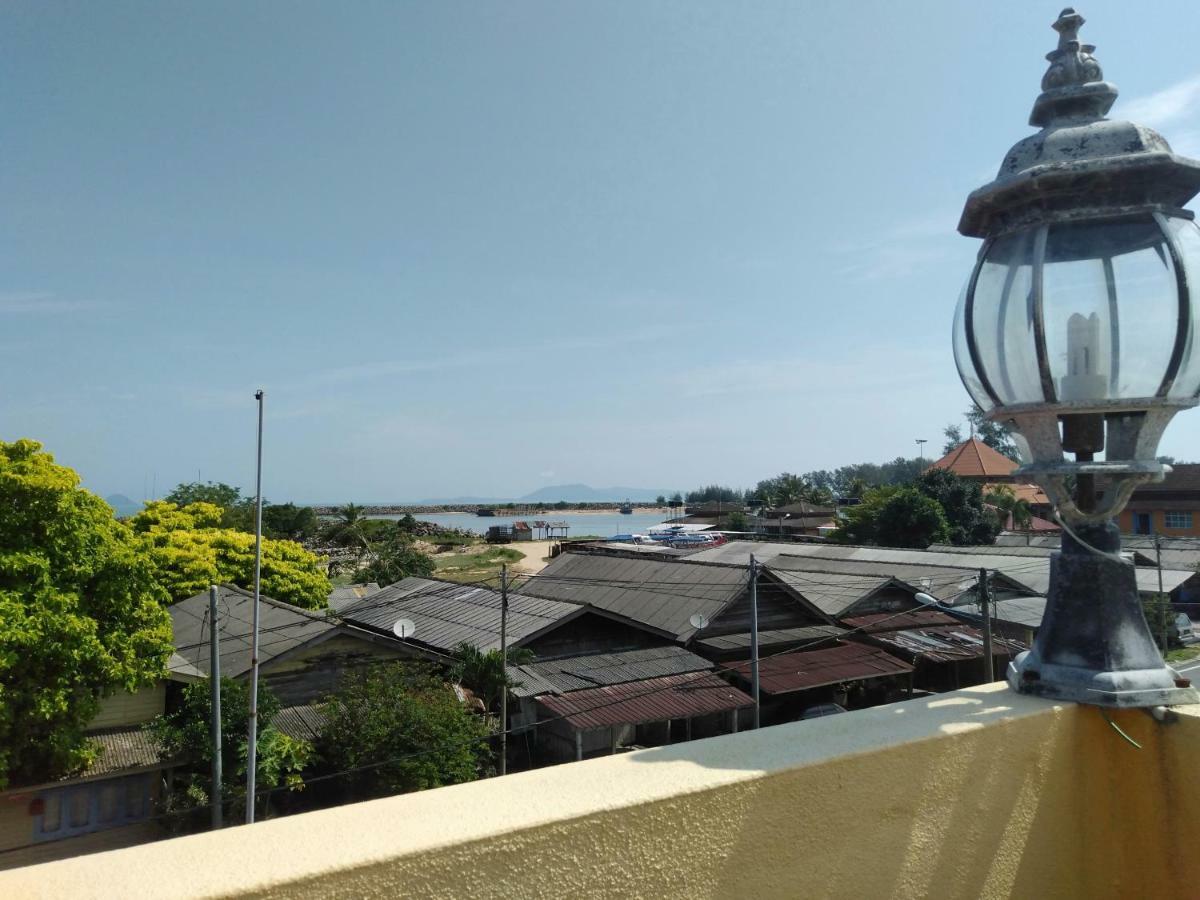 Rumah Hentian Ayah Kampung Kuala Besut Eksteriør billede